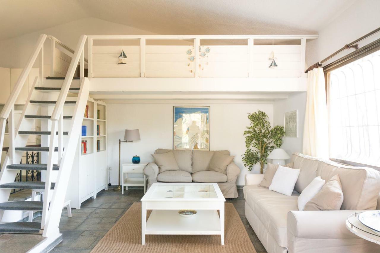 Villa Aurora In Sani With Garden And Pool Dış mekan fotoğraf
